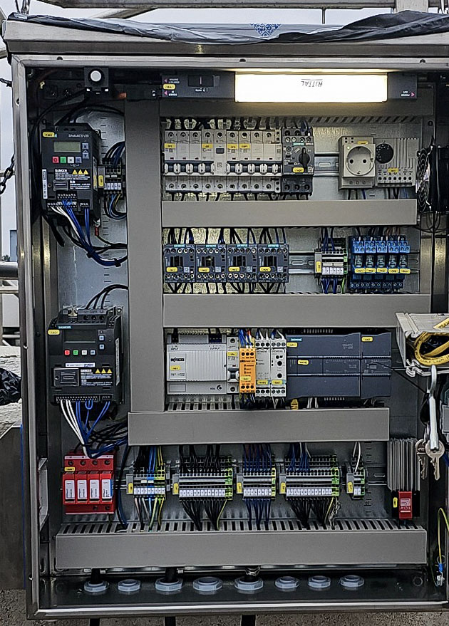 Schaltschrankbau von SFK Automation
